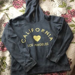 Cali jacket no zipper. Super comfortable.